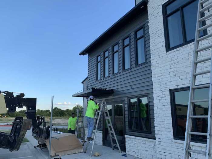 Transform Your Home's Exterior with New Siding and Paint!