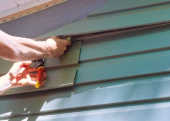 Siding Leak Troubleshooting Diagnose, repair or prevent leaky siding