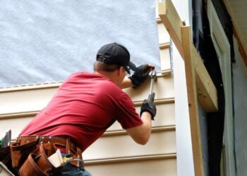 Insulated Vinyl Siding Services | Roof For Less