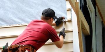 Insulated Vinyl Siding Services | Roof For Less