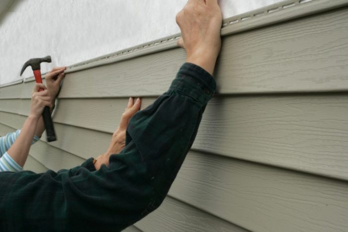 10 Simple Tips How to Install Vinyl Siding DIY for your Home - Epic ...